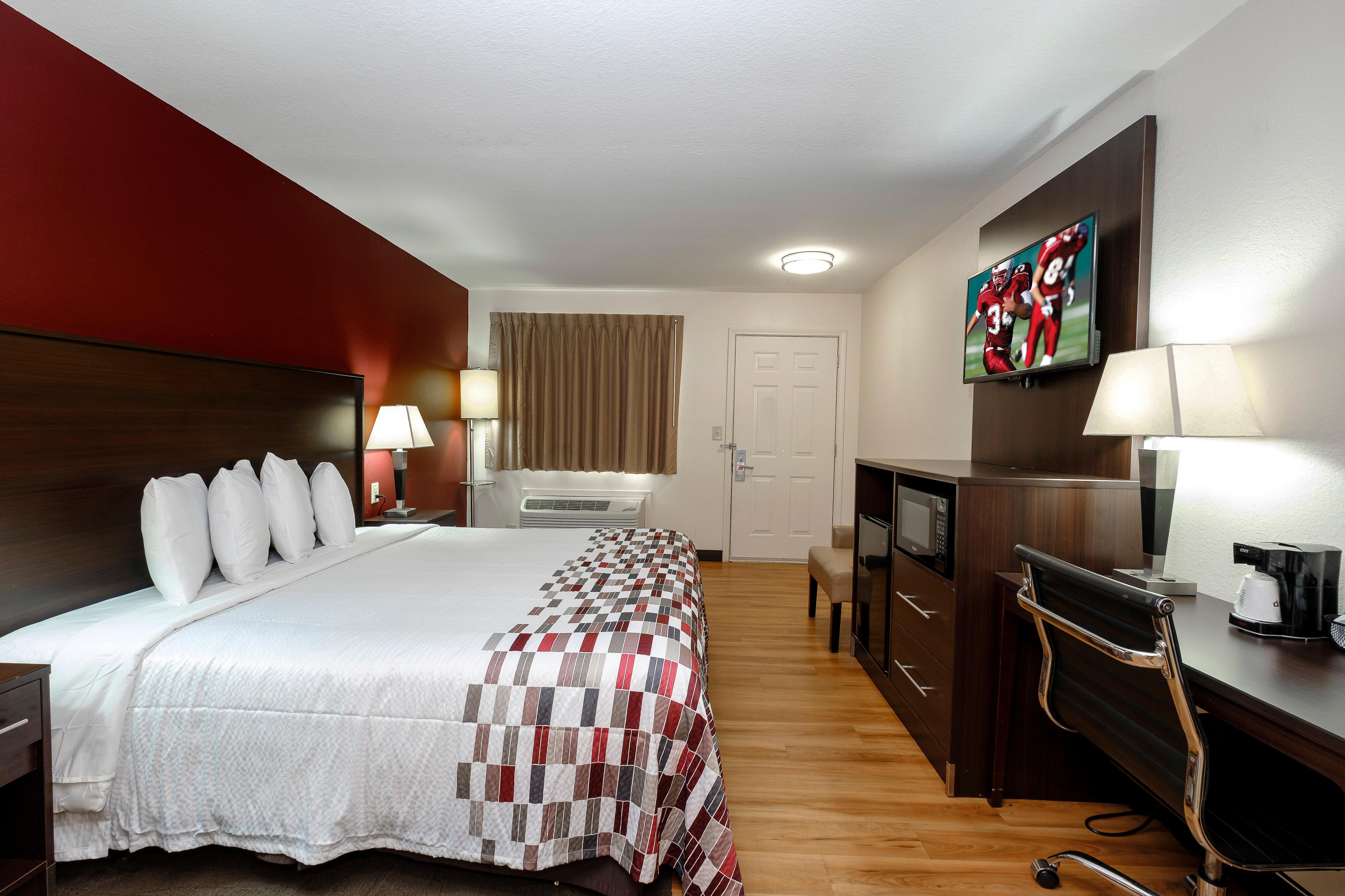 Red Roof Inn Хелен Экстерьер фото