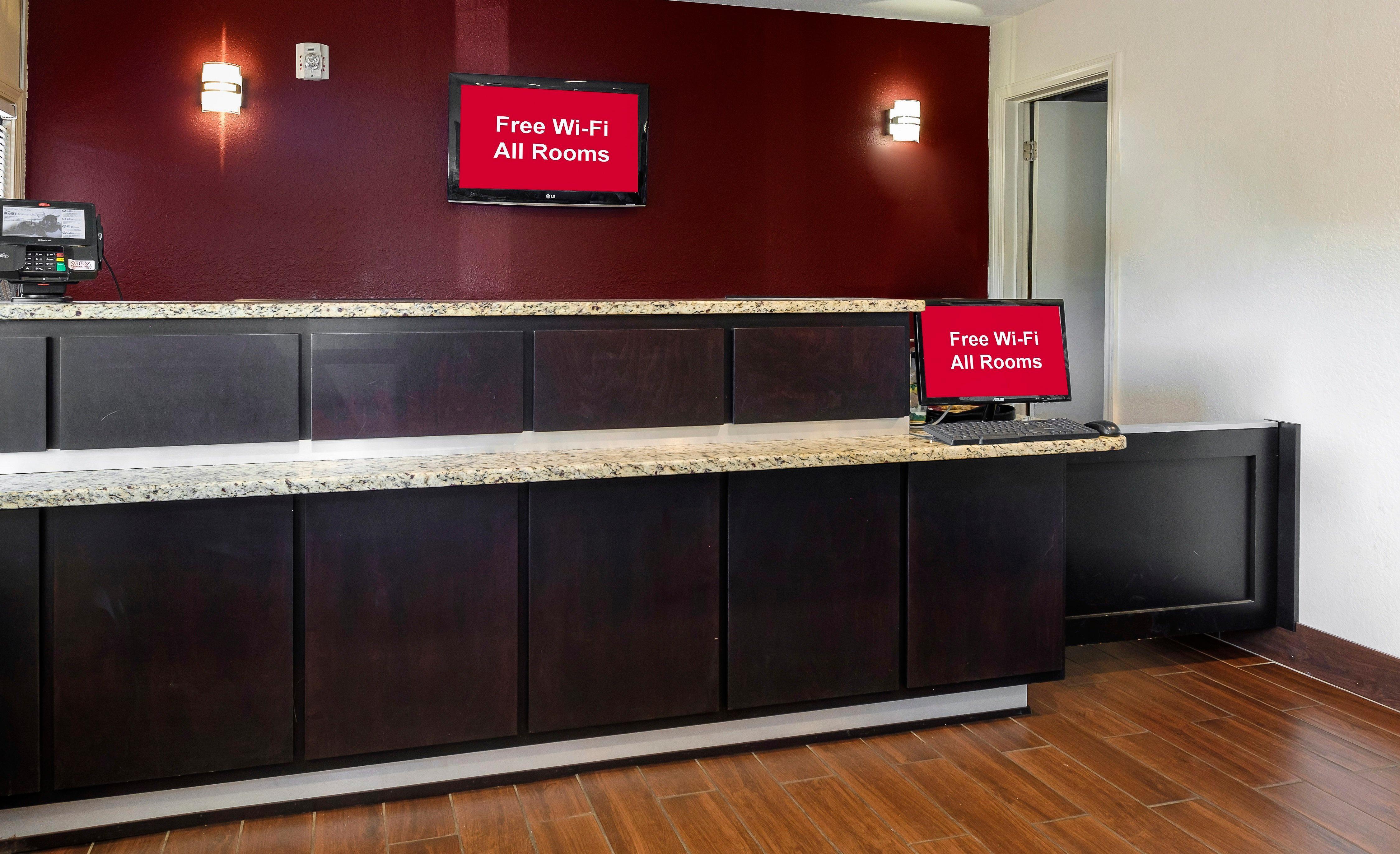 Red Roof Inn Хелен Экстерьер фото