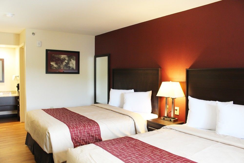 Red Roof Inn Хелен Экстерьер фото